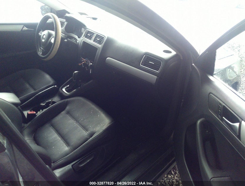 3VWLL7AJ1CM360980