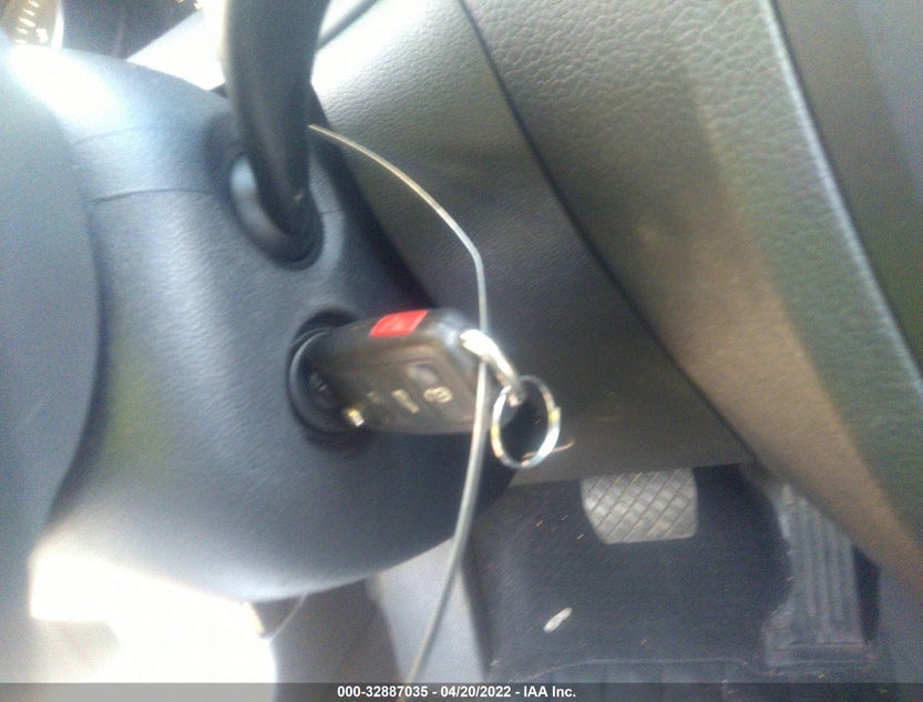 3VW2B7AJXHM227575