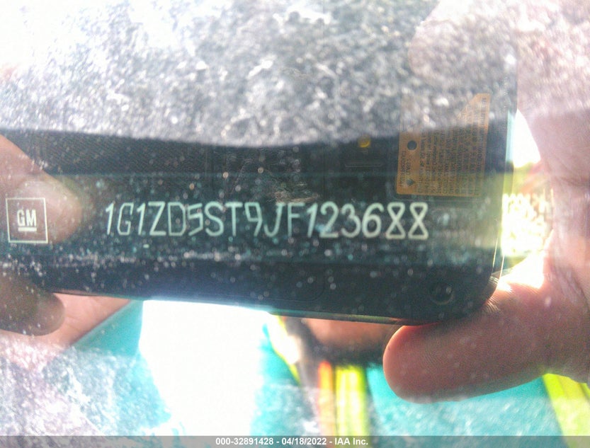 1G1ZD5ST9JF123688