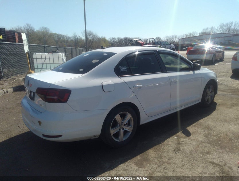 3VW267AJ4GM326718