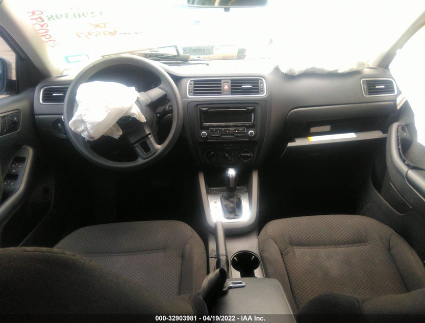 3VW2K7AJXEM315876