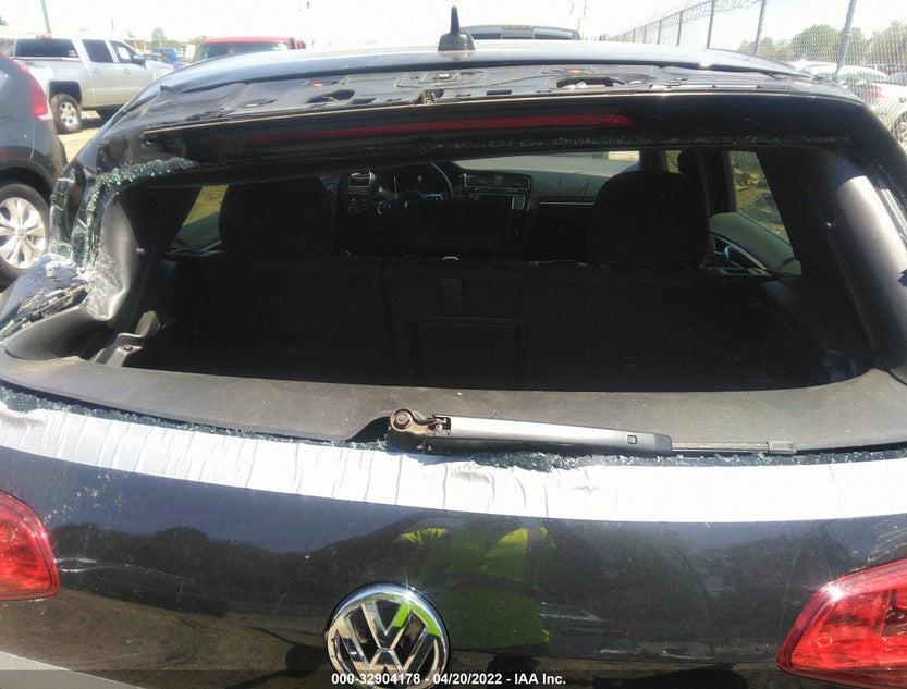 3VW5T7AU8HM058712