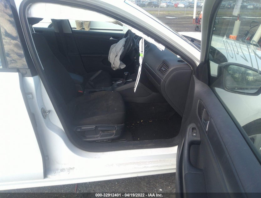 3VW267AJ8GM349936