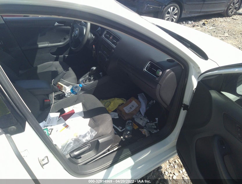 3VW2K7AJ5EM334092