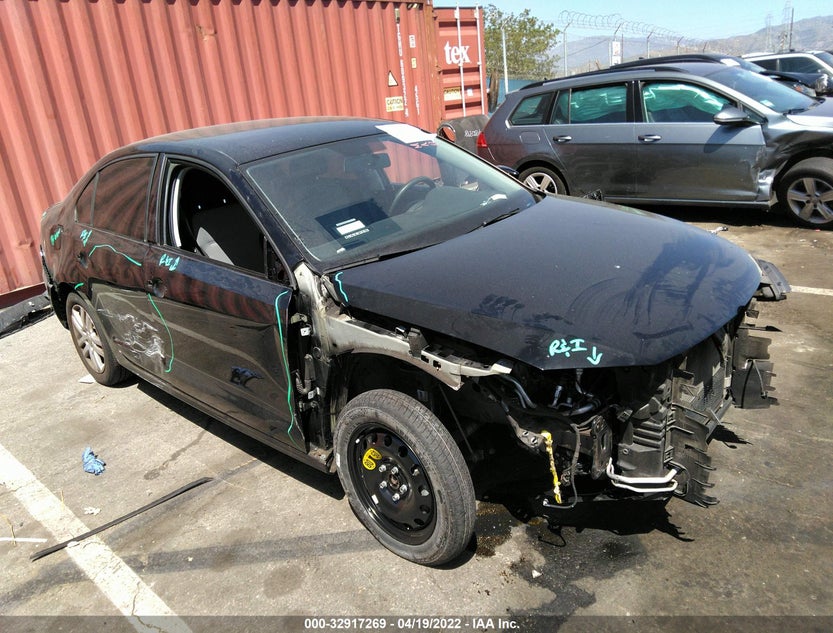 3VW2B7AJ9HM323150