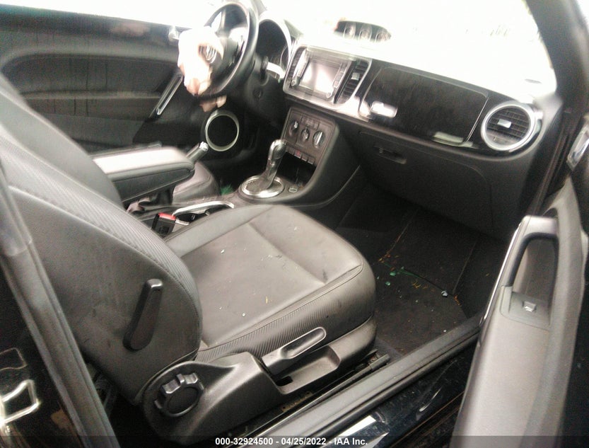 3VW5L7AT8DM832491