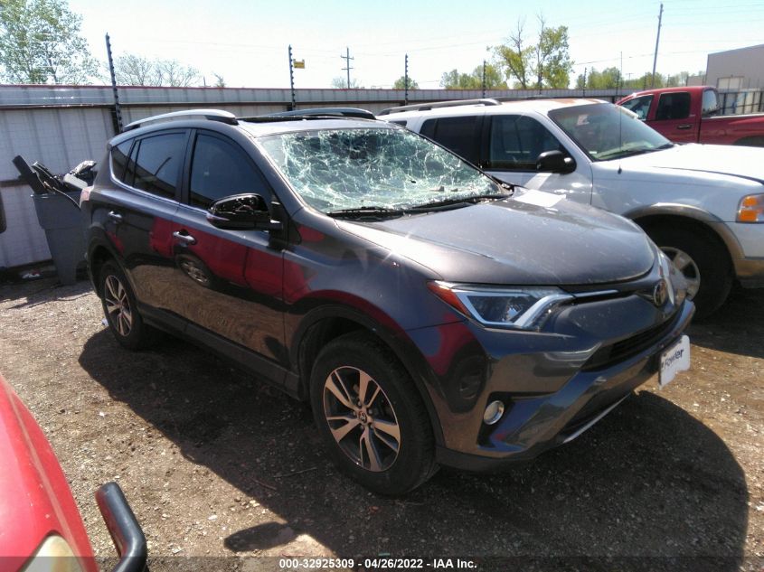 2017 Toyota Rav4 Xle VIN: JTMWFREV4HJ123825 Lot: 32925309