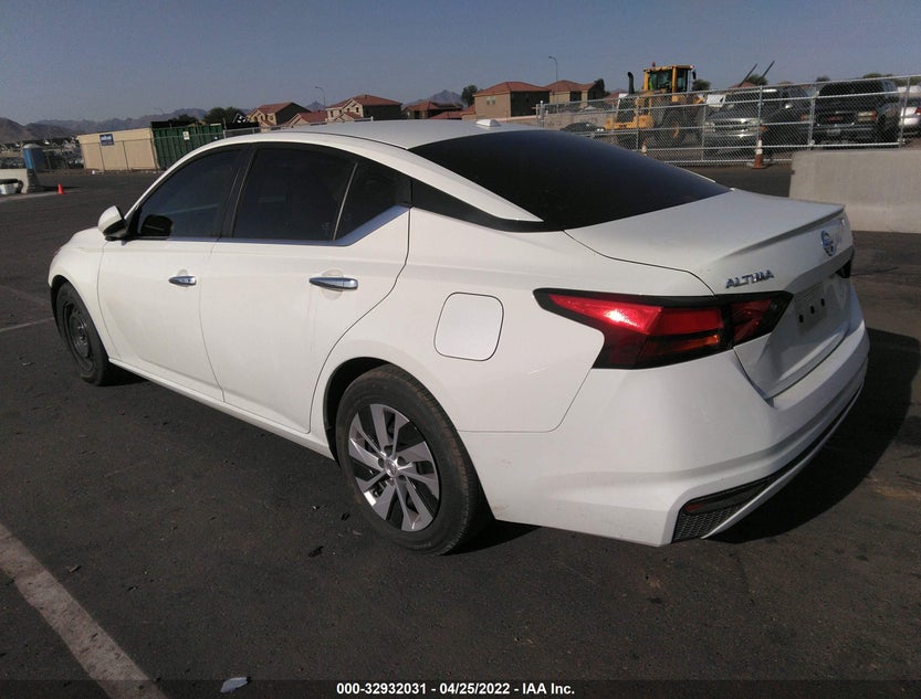 1N4BL4BV8LN323175