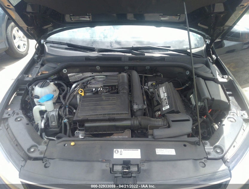 3VW2B7AJ8HM318148