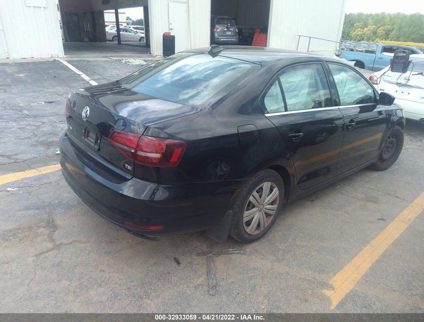 3VW2B7AJ8HM318148