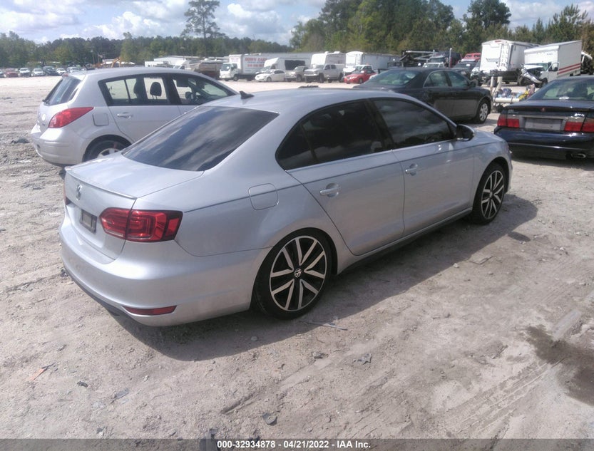 3VW4S7AJ6EM388316