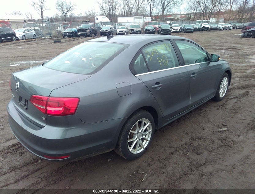 3VWD17AJ7FM250904