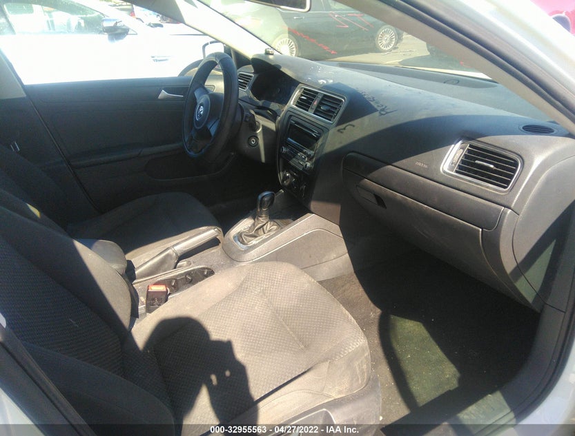 3VW2K7AJ0EM309858