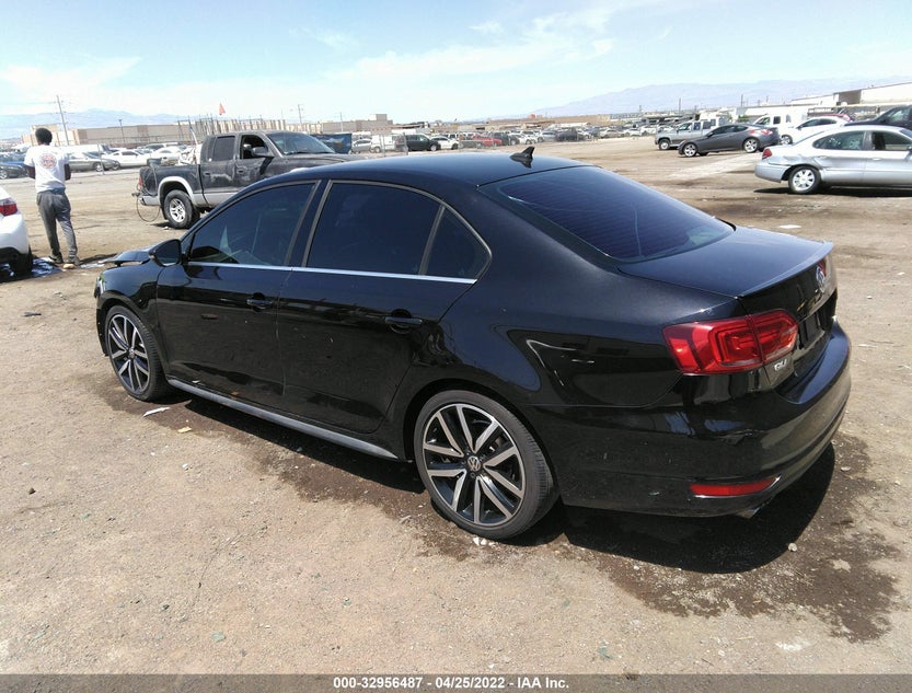 3VW4T7AJXEM210079