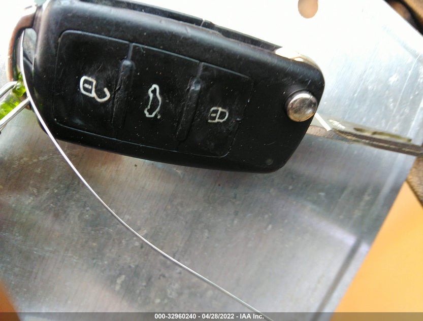 1VWBS7A32EC098178