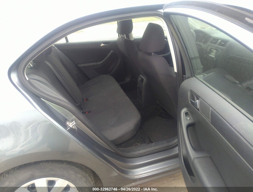 3VW267AJ6GM290224