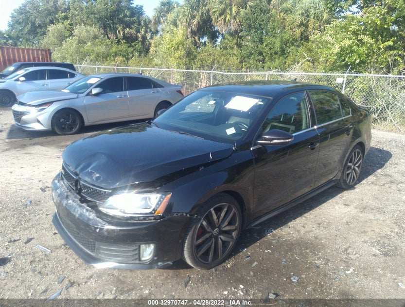 3VW567AJ7DM240277
