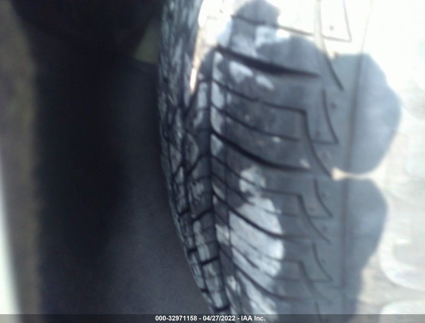 1G1ZB5ST5GF212298