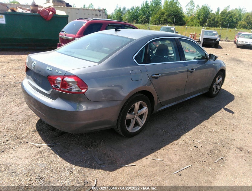 1VWBN7A38CC032027