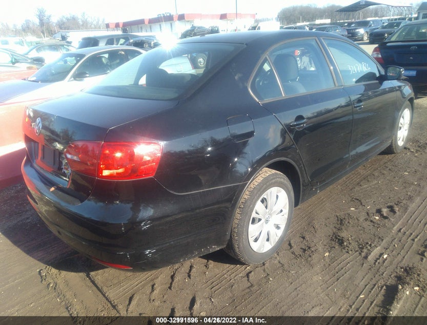 3VW1K7AJ9CM330099