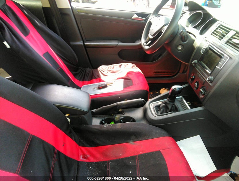 3VW267AJ9GM256438