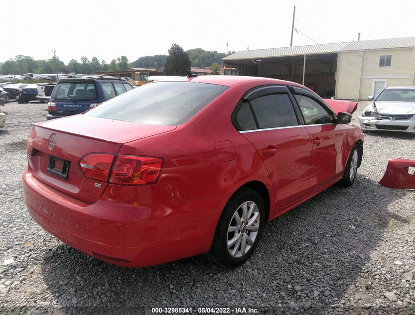 3VWD17AJ4EM330076