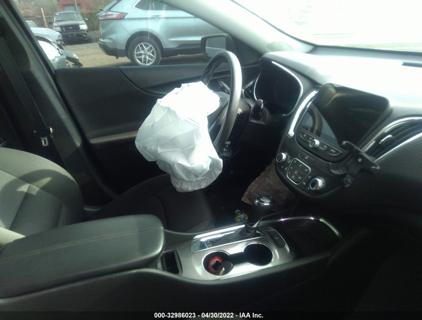 1G1ZD5ST6KF161090