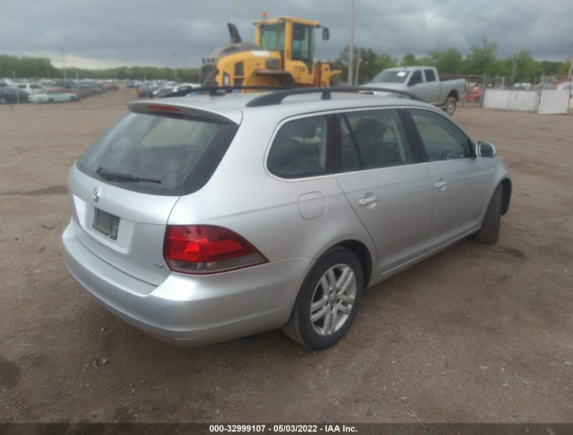 3VWPL7AJ6BM703881
