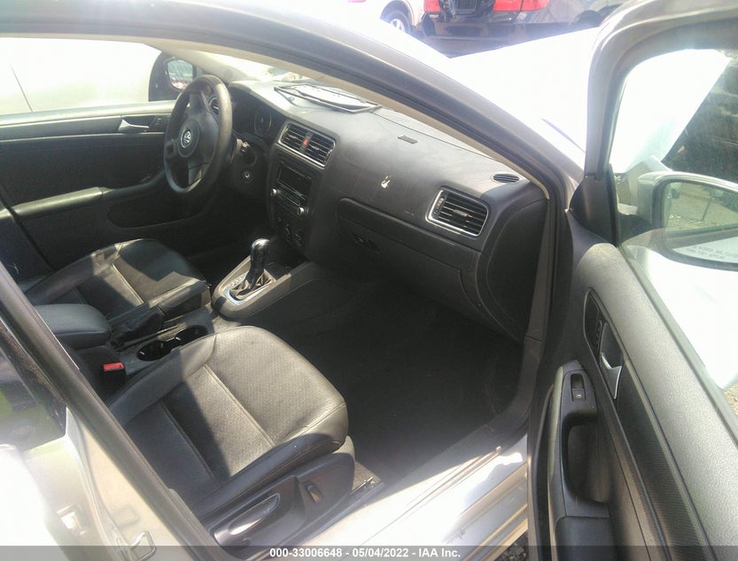 3VWD17AJ7EM214063