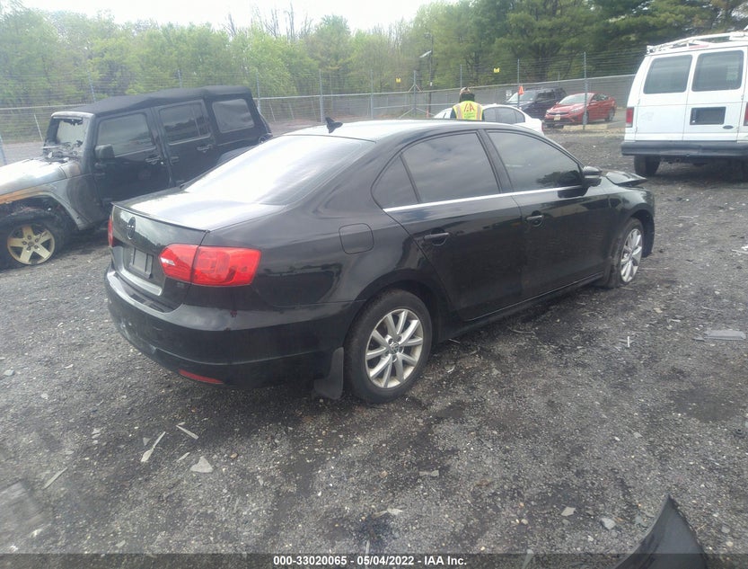 3VWD17AJ9EM398650