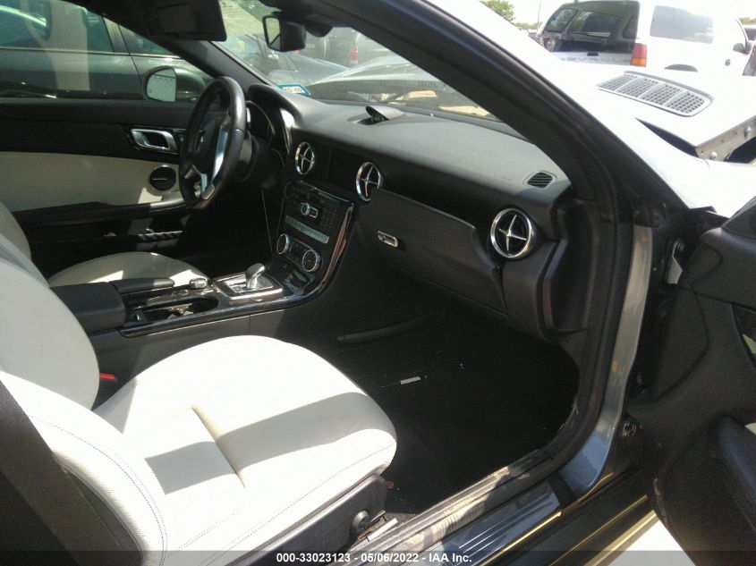 VIN WDDPK3JA1GF116189 2016 Mercedes-Benz SLK-Class,... no.5