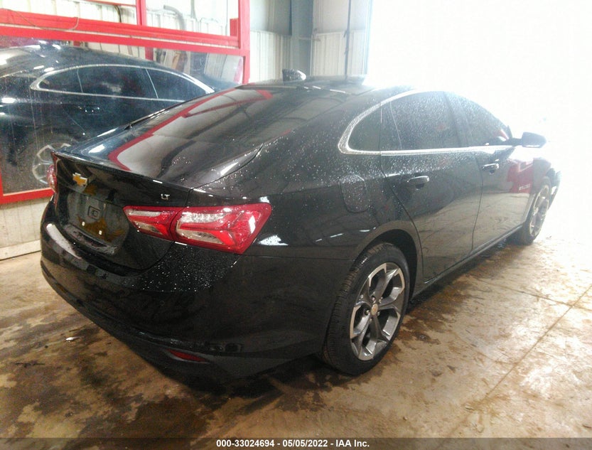 1G1ZD5ST9NF103060
