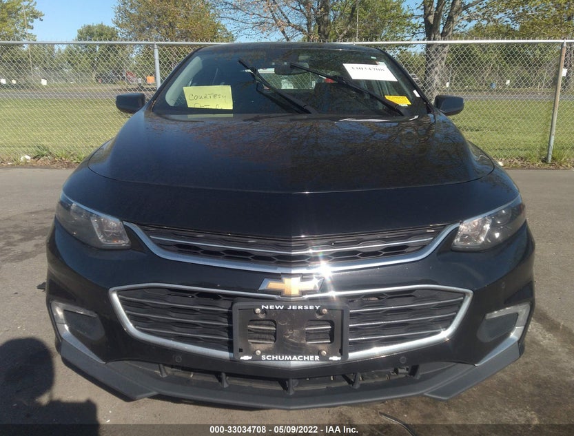 1G1ZD5ST5JF158857