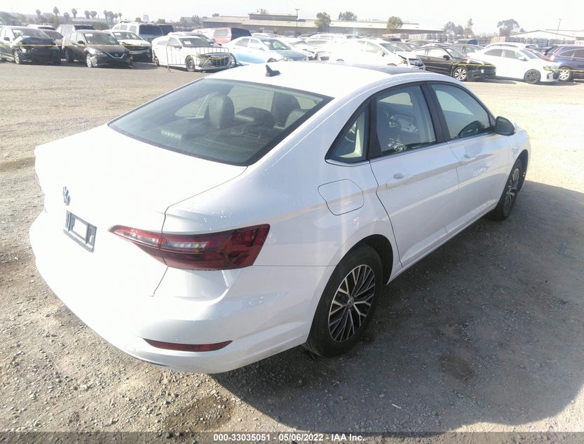 3VWCB7BU8LM030605
