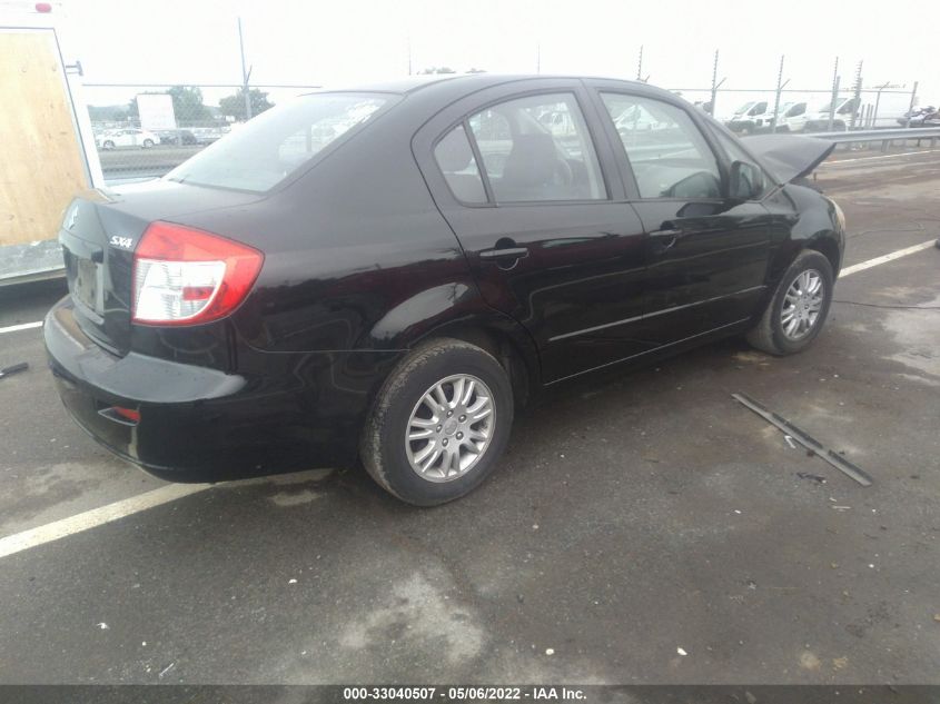 VIN JS2YC5A32D6100948 2013 Suzuki SX4, LE no.4