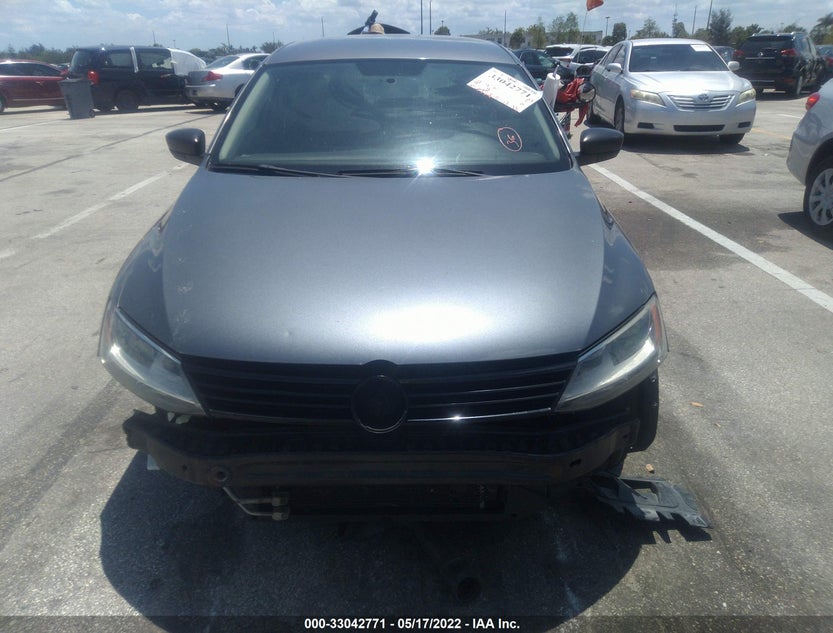 3VW2K7AJ2BM382824