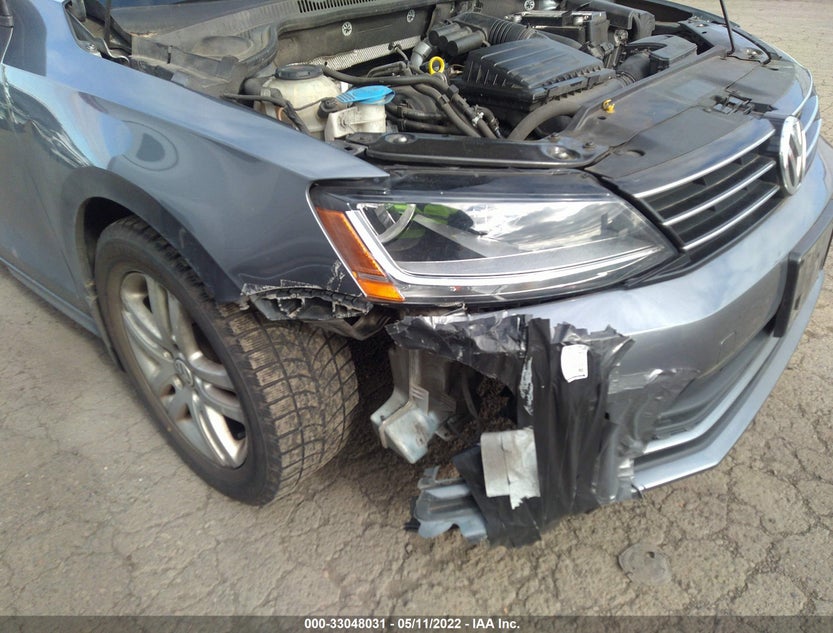 3VW2B7AJ5JM258805