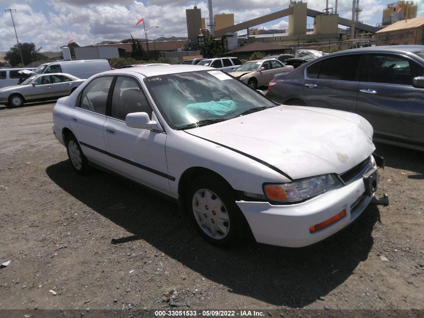 1996 Honda Accord Lx/Ex VIN: 1HGCD5634TA125891 Lot: 33051533