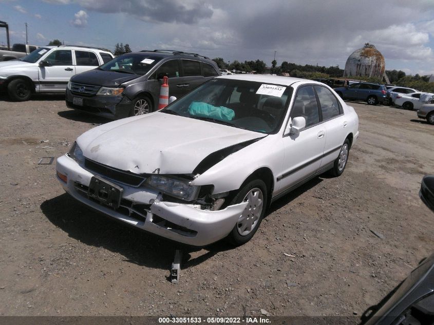 1996 Honda Accord Lx/Ex VIN: 1HGCD5634TA125891 Lot: 33051533