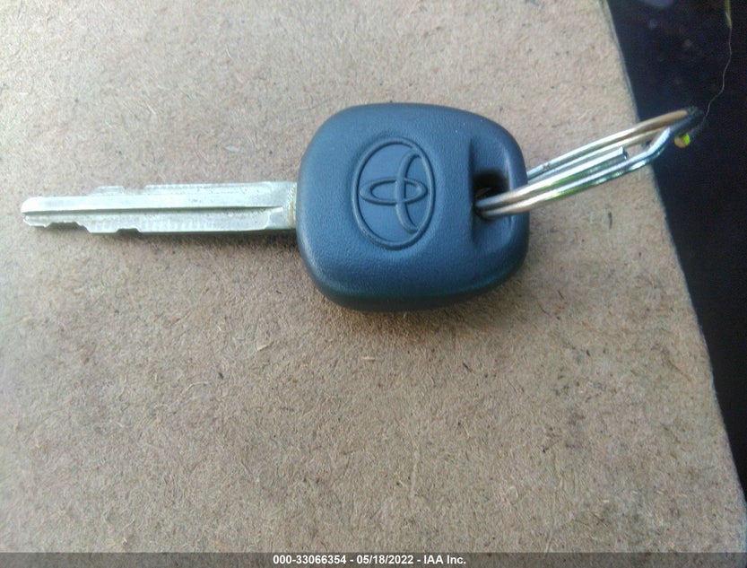 4T1BF1FK0FU876196