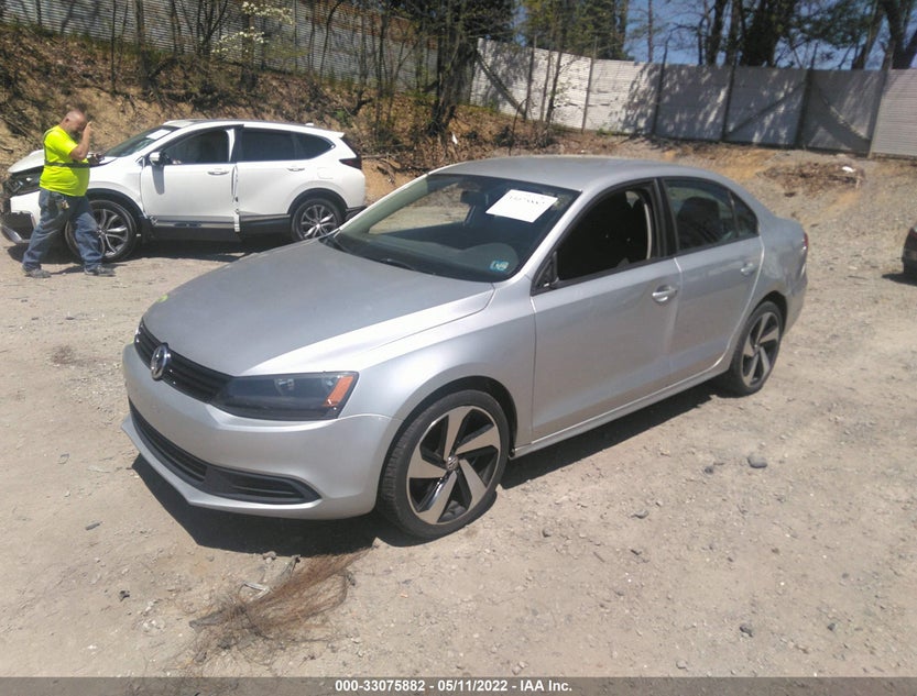 3VW1K7AJ7CM353008