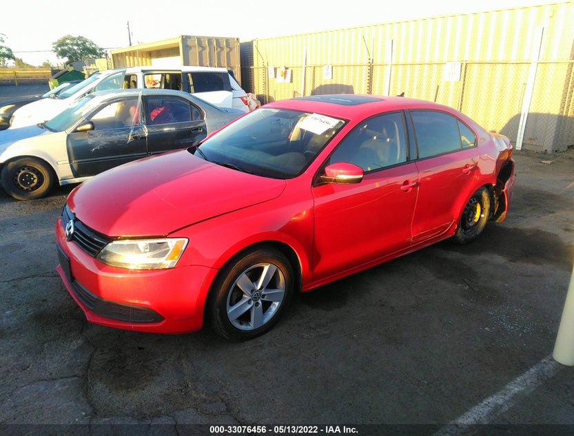 3VWLL7AJ7BM101781