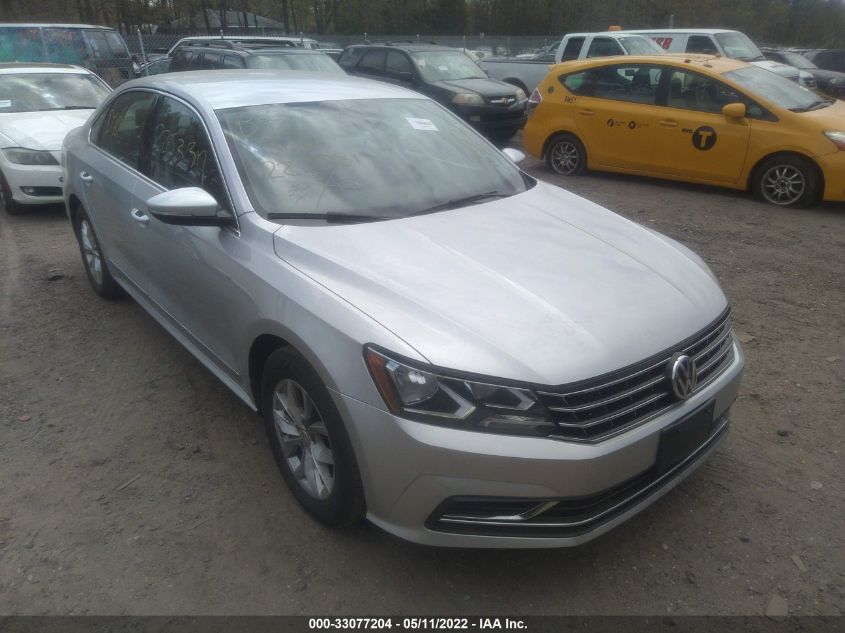 1VWAT7A3XHC018591 2017 Volkswagen Passat 1.8T S