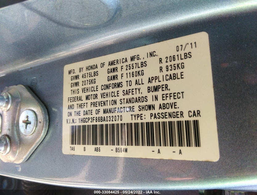 1HGCP3F86BA032070