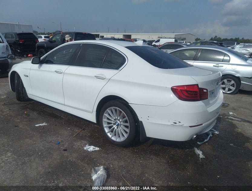 WBAFR7C52CC816966
