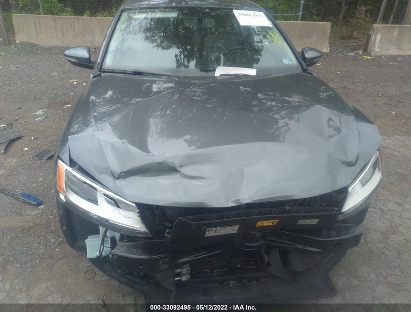3VW637AJ7EM207939