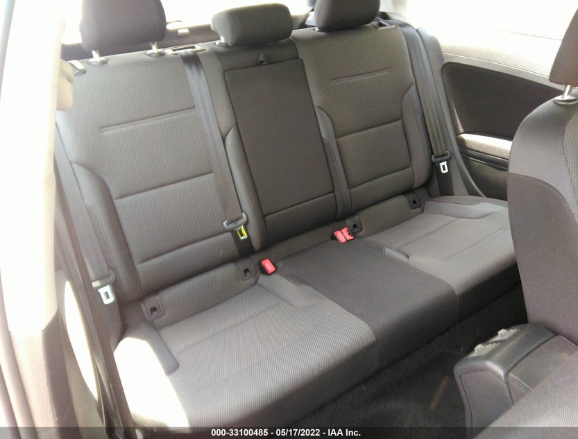 3VW817AU0FM023873
