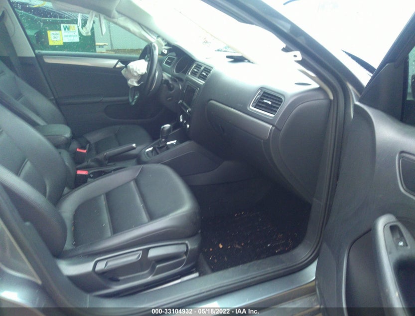 3VWDB7AJ0HM408726