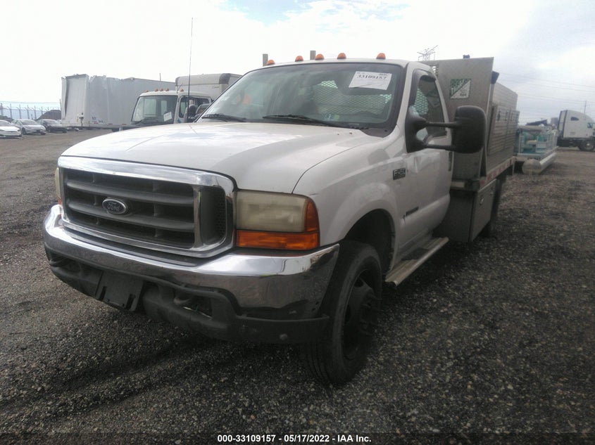 2000 Ford F-450 Chassis Lariat/Xlt/Xl white truck diesel 1FDXF46F3YEA26439 photo #3