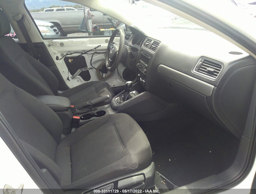 3VWD17AJ7FM275950
